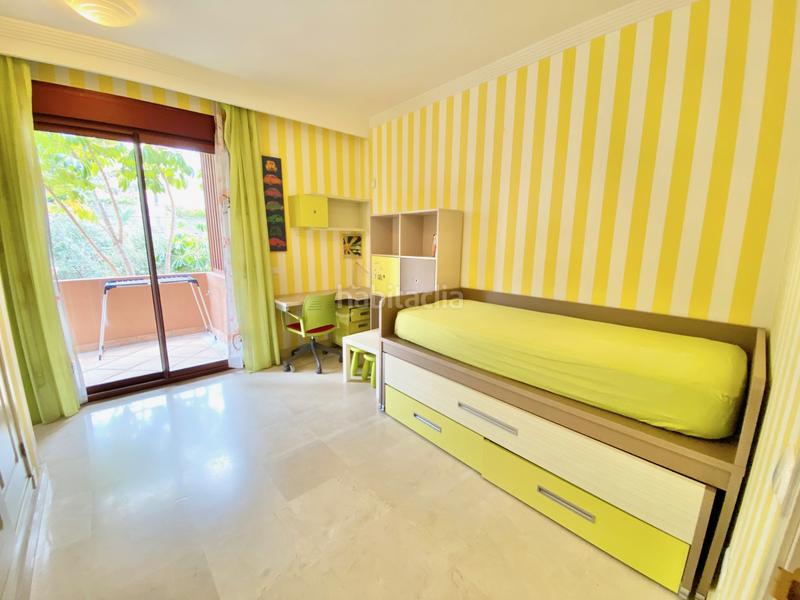 Foto 20972ba8-2285-41fc-b9d5-b795aa9b144f. Miete appartement mit parking pool in bahía de Marbella Marbella