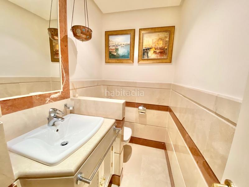Foto 516a4db8-fc18-42cc-972f-30f1c4317d45. Miete appartement mit parking pool in bahía de Marbella Marbella