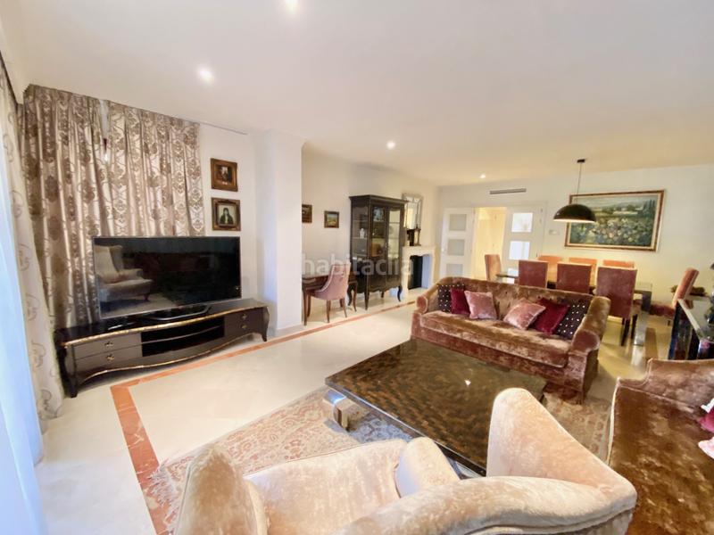 Foto 5dedfff7-c004-4c85-8512-c399121e0f74. Miete appartement mit parking pool in bahía de Marbella Marbella