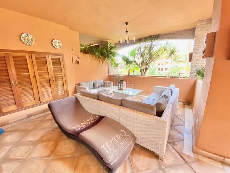 Foto 7d422687-bb3f-44f8-bc7e-1089ad2d5e9d. Miete appartement mit parking pool in bahía de Marbella Marbella