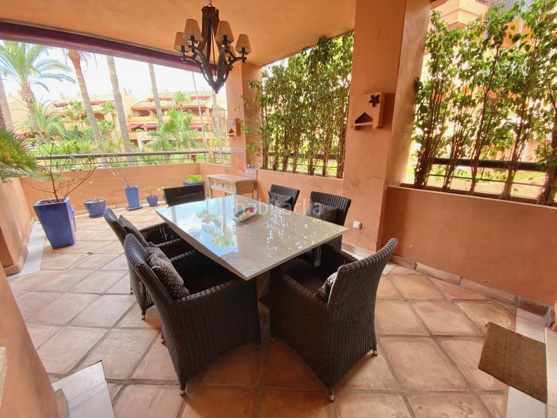 Foto 982d6450-4a42-4150-afb0-387fdc9ff85f. Miete appartement mit parking pool in bahía de Marbella Marbella
