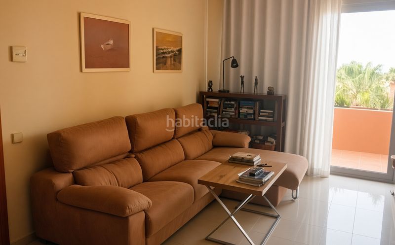 Foto f2a77e70-d532-4d21-a84c-88b585b76652. Apartament amb aparcament piscina a Sotoserena Estepona
