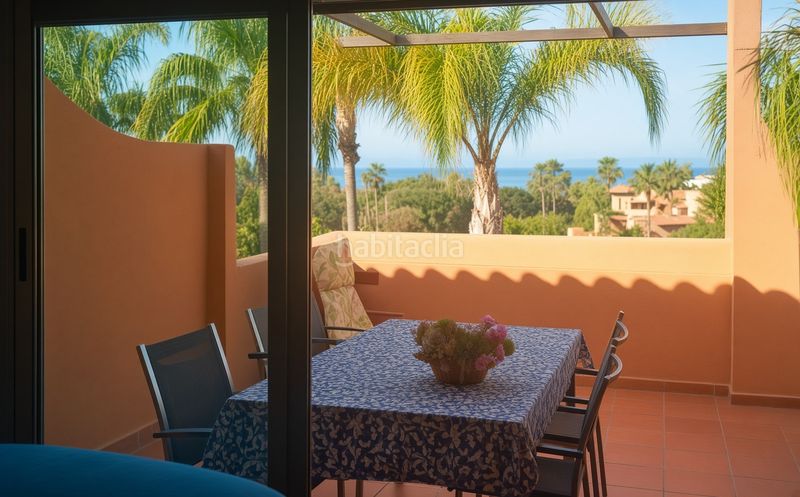 Foto fd929fba-b507-4711-8831-fc3266f3493c. Apartament amb aparcament piscina a Sotoserena Estepona