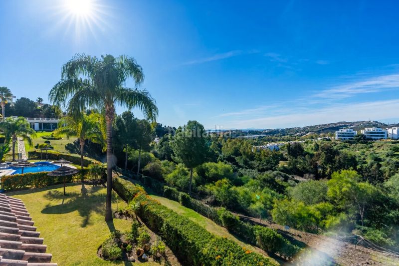 Foto 168133d3-b92d-4a49-8ffb-4b1555e5220f. Apartament amb aparcament piscina a los arqueros - puerto del almendro Benahavís