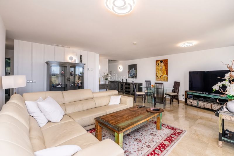 Foto 58f17c58-fd64-40f2-a4e6-c5305ec7323f. Apartament amb aparcament piscina a los arqueros - puerto del almendro Benahavís