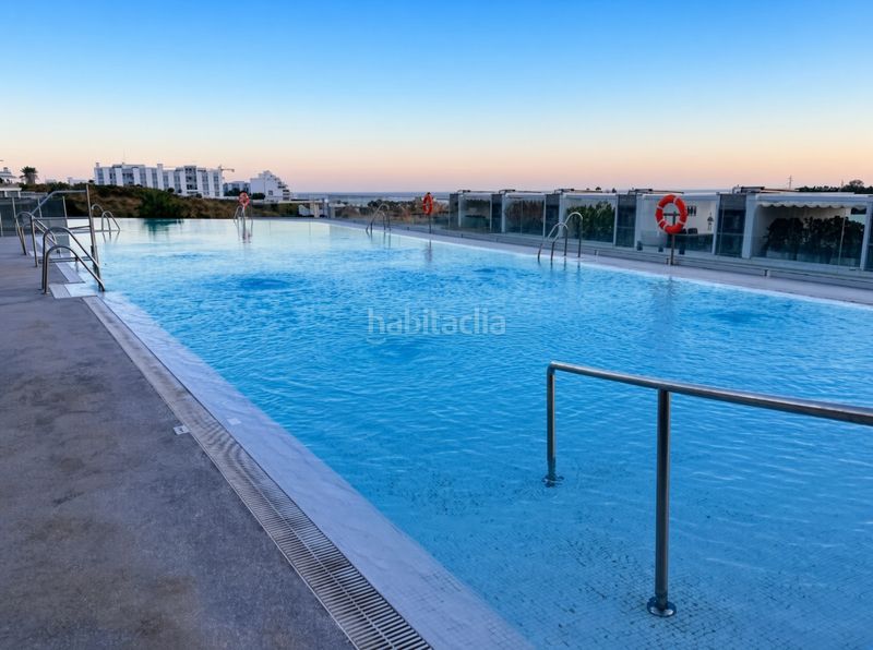 Foto b791b1c4-8e55-4494-a9d5-99846c3d251d. Casa adossada amb calefacció aparcament piscina a Estepona