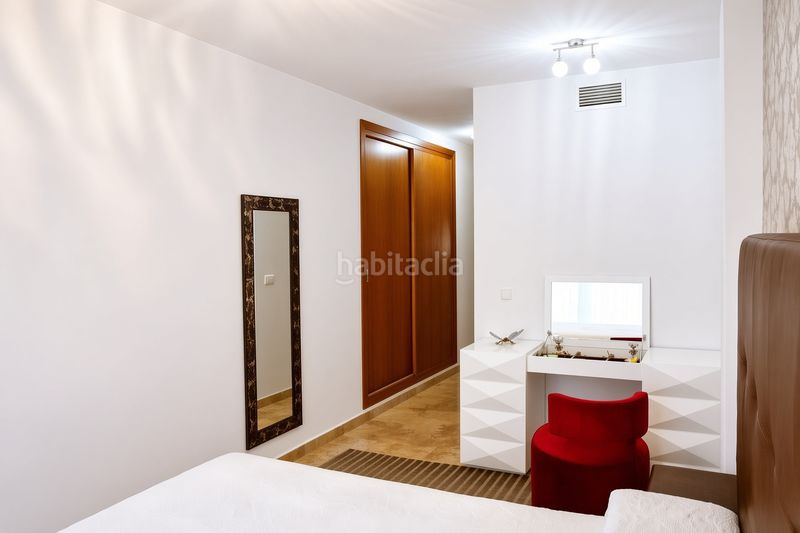 Foto b3c81e72-f6e1-436d-93a7-a40b3e6cafc1. Ground floor with parking pool in Casares golf - Casares del sol Casares