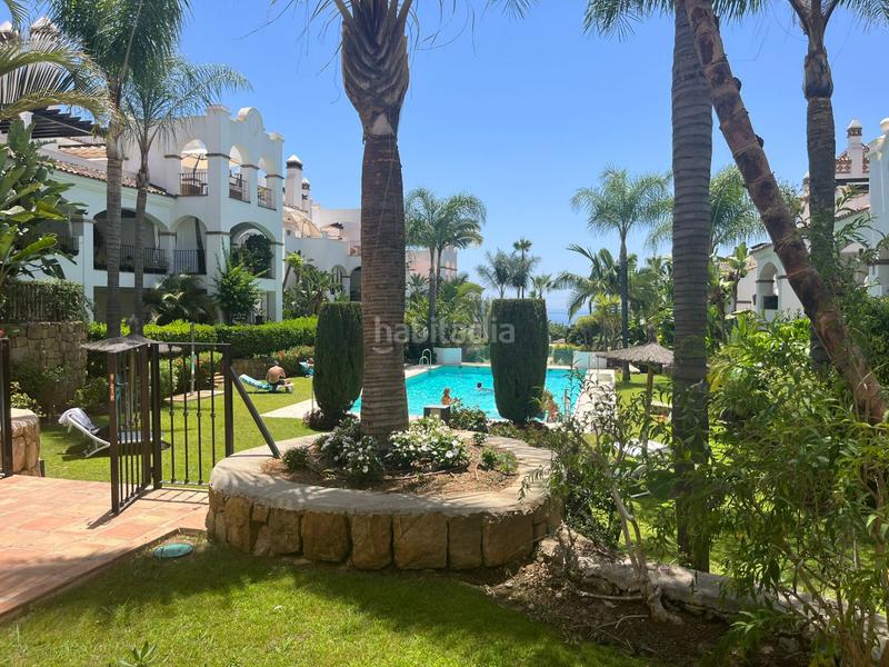 Foto 20c0489c-f8df-4b33-bd58-2d354c303a0c. Lloguer planta baixa amb aparcament piscina a Sierra Blanca Marbella