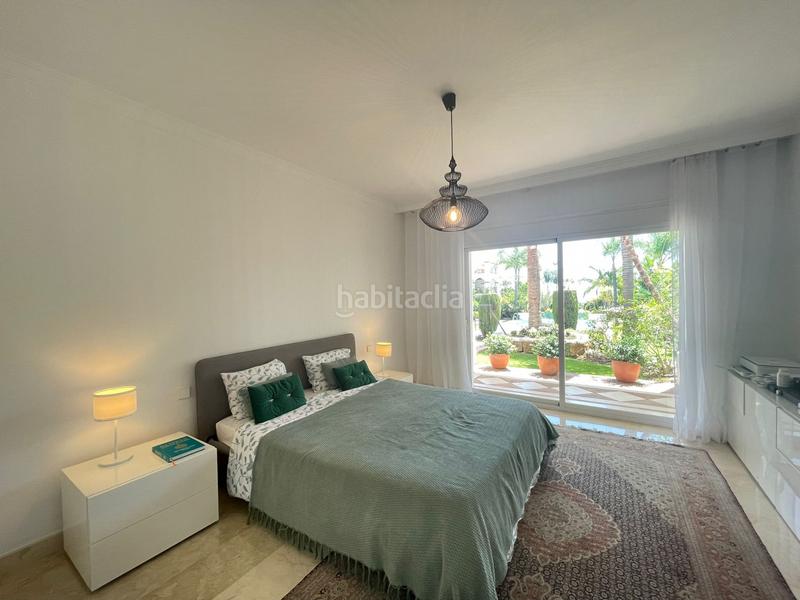 Foto 2547a1aa-ef55-4b24-8e20-82e0f172a0b7. Lloguer planta baixa amb aparcament piscina a Sierra Blanca Marbella