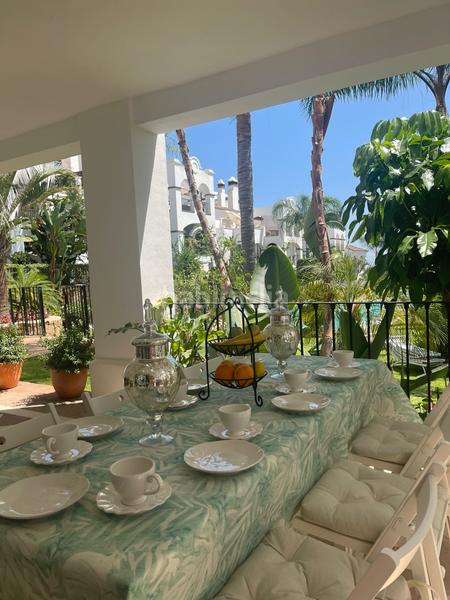 Foto 9af199d5-7327-4c07-b8a6-f53678e7abbc. Rent ground floor with parking pool in Sierra Blanca Marbella