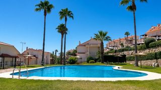 Apartament a Chullera. Espectacular piso amueblado con vistas al mar y gran terraza