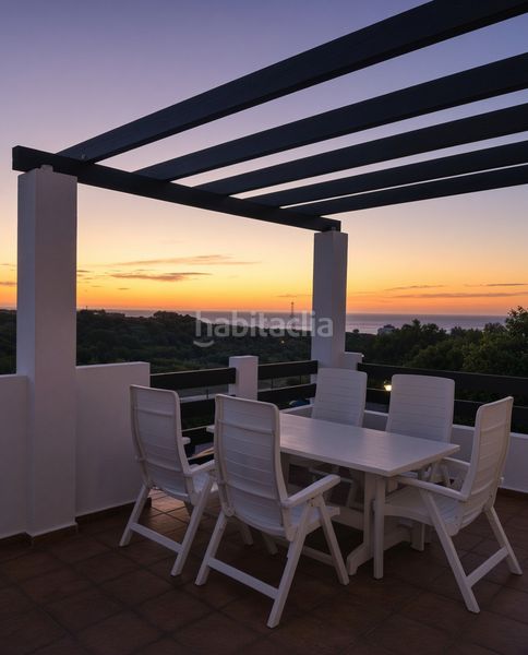 Foto b1a3f128-9bb1-4d6f-8400-9d05bd20b26d. Apartament amb piscina a Chullera Manilva