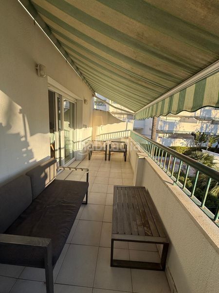Foto 0ffa4b7f-63b0-4055-8646-d96b797b3275. Àtic amb aparcament piscina a Guadalmina Baja Marbella