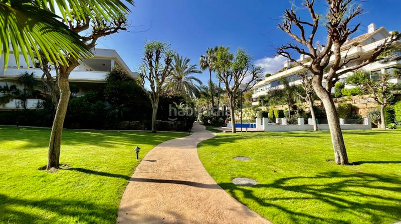 Foto 18749ccd-59a6-47e6-84ad-c55c07b5d532. Location rez-de-chaussée avec parking piscine dans Puente Romano Marbella