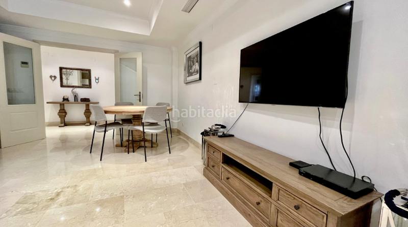 Foto e731184d-2364-4375-b1a8-22b69c63fcd4. Location rez-de-chaussée avec parking piscine dans Puente Romano Marbella