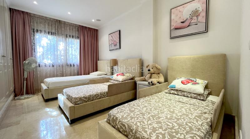 Foto 9cad14cd-f9c1-487c-a230-dac19475bb08. Miete erdgeschoss mit parking pool in Puente Romano Marbella