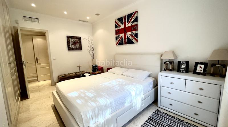 Foto b8efc90e-375b-485f-98c2-076e09aaaad1. Rent ground floor with parking pool in Puente Romano Marbella
