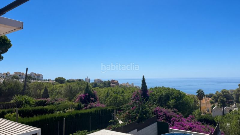Foto f24a1128-859e-4f3b-be99-57aba8484e8d. Casa adossada amb aparcament piscina a Seghers Estepona