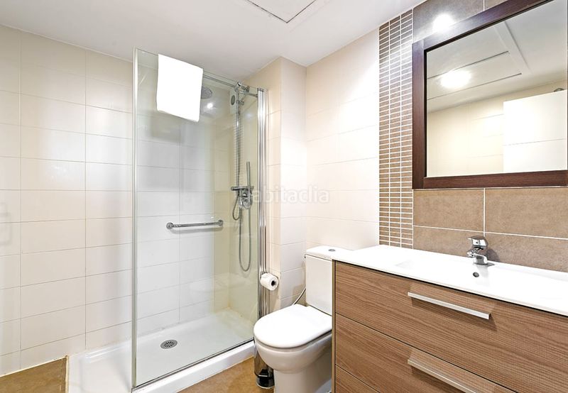 Foto 033363e3-23bd-43eb-a8fa-2b546cd8dc8f. Apartament amb aparcament piscina a La Alquería Benahavís