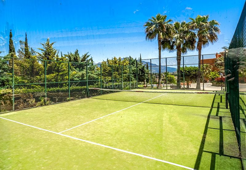 Foto 417da486-9617-4bec-8f11-c3976e0242ee. Apartament amb aparcament piscina a La Alquería Benahavís