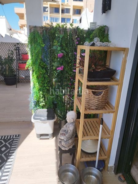 Foto 5b680ae0-bf90-4719-945c-a64d0c04b70d. Casa pareada pareado con vistas al mar a solo 20 metros de la playa en Estepona