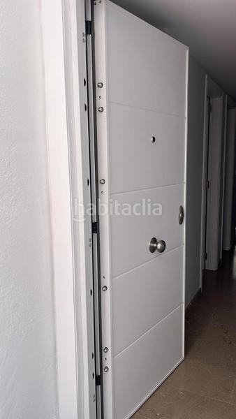 Foto 74f377ea-cff4-4d1a-b9bd-26d8a3370d28. Casa aparellada a Manilva pueblo Manilva