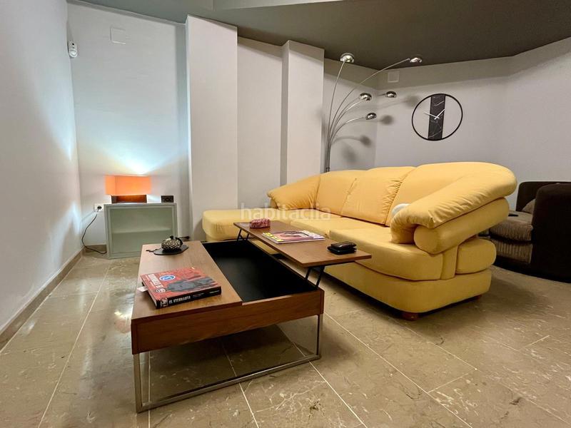 Foto a3fb0f5c-c61b-4be6-8e4f-2fe21a53d10a. Casa aparellada a Manilva pueblo Manilva