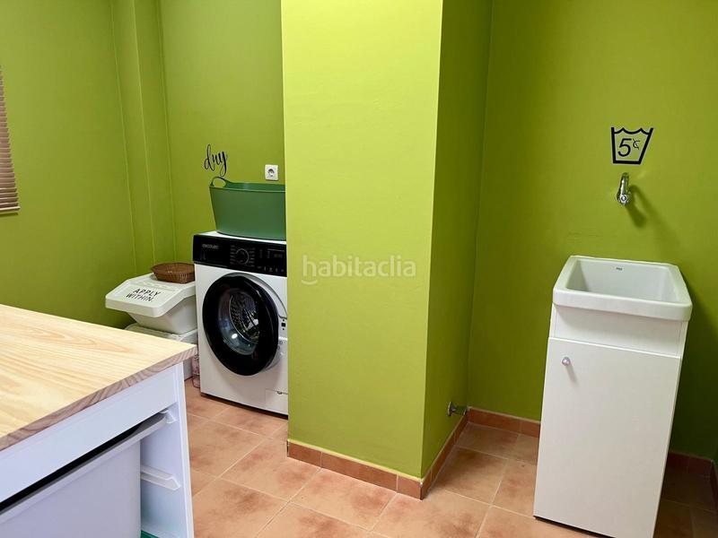 Foto b378a22a-a970-4846-8131-03c0b1ad65b7. Casa aparellada a Manilva pueblo Manilva