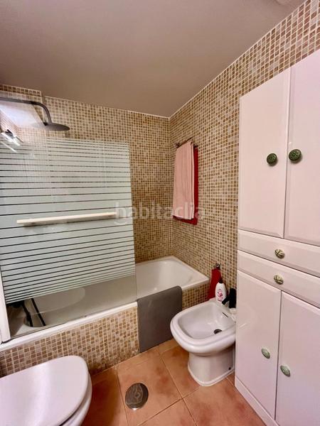 Foto fa548c7d-eda7-4a9d-b8e9-9c2e3656693b. Casa aparellada a Manilva pueblo Manilva