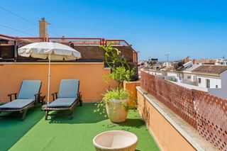 Penthouse in Zona Calvario. Ático de 227 m en estepona, con dos terrazas y espacio de verdad