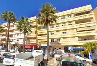 Apartament a San Pedro de Alcántara Pueblo. Luminoso piso orientado al este en san pedro pueblo