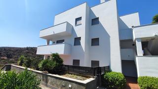 Rez-de-chaussée à Chullera. Impresionante apartamento en primera línea de mar en sotogrande