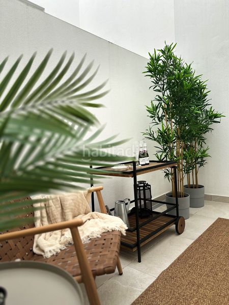 Foto ed04041c-039e-486a-81db-c8c7e0f1702a. Planta baja apartamento nuevo totalmente amueblado en puerto en Estepona