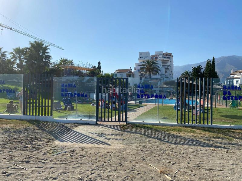 Foto 034b841c-c0fe-4bd1-81f0-2a3c091b5a13. Piccolo appartamento con parcheggio piscina in Centro Estepona