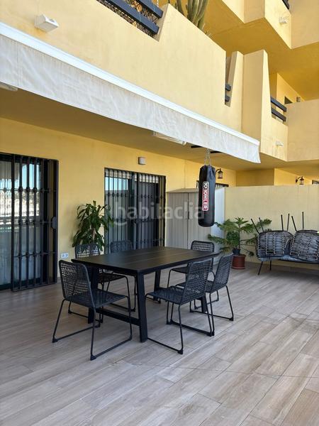 Foto d8223ba2-14b1-4962-aa49-a914e825f490. Ground floor with parking pool in La Concha - Resina Golf Estepona