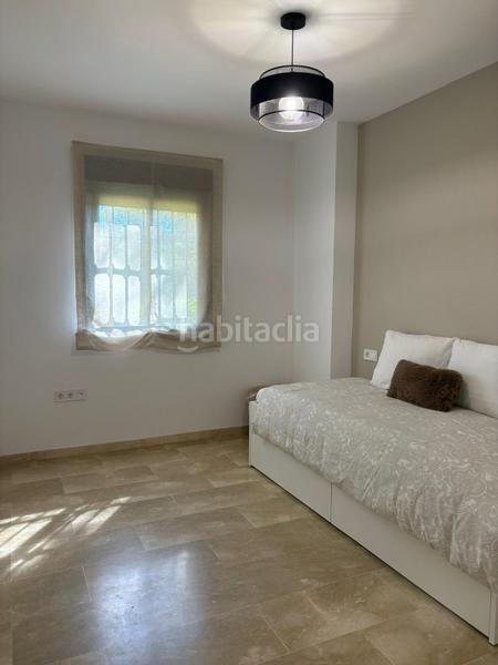 Foto e4078b7f-f0ea-4b87-b3d0-edb7fd80bf17. Ground floor with parking pool in La Concha - Resina Golf Estepona