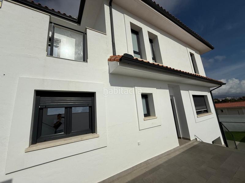 Foto 8cd7157c-8d3e-40e8-8f7e-0e5f9b4f22f9. Maison avec parking dans Manilva pueblo Manilva