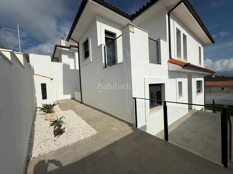 Foto a180c700-a51d-407a-b16b-c07a9742e334. Maison avec parking dans Manilva pueblo Manilva