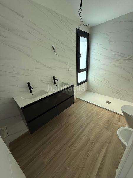 Foto fe0af165-e3f8-4ad2-a44c-7c73c880414a. Maison avec parking dans Manilva pueblo Manilva