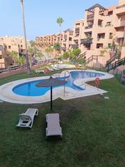 Apartament a San Luis de Sabinillas. Apartamento totalmente amueblado en la exclusiva urb. coto real