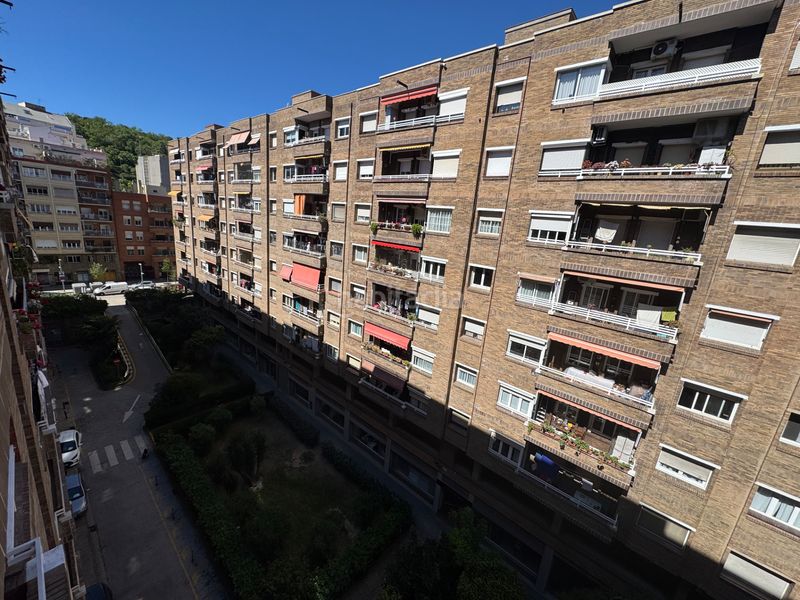 Foto 47cc5457-b28b-463d-87c5-f6bacfa753c5. Pis a El Poble Sec - Parc de Montjuïc Barcelona