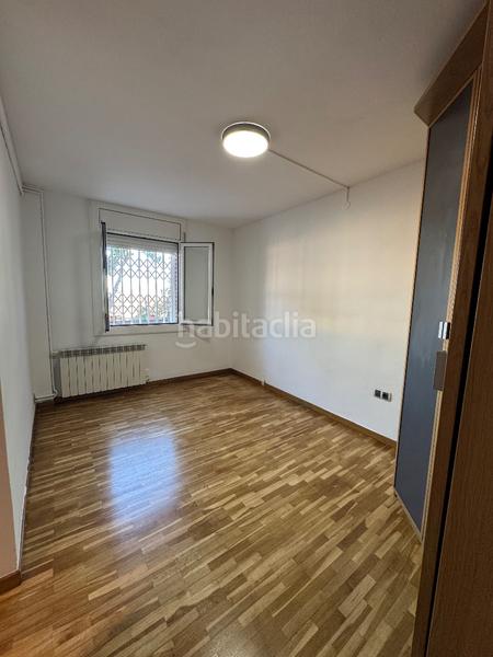 Foto 0cb2015d-977d-474c-a0ed-bfcab7fffda6. Etagenwohnung mit heizung in La Font d´en Fargues Barcelona