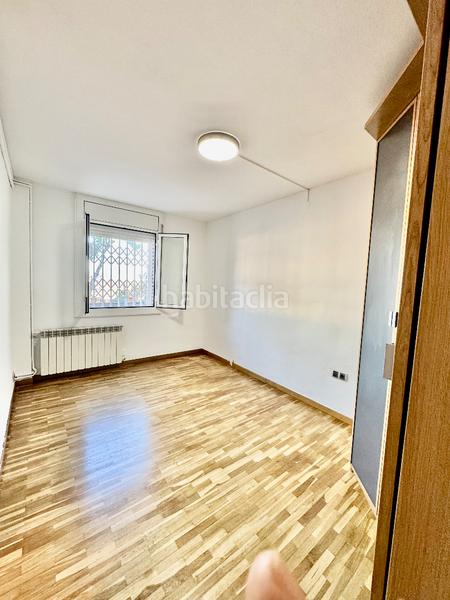 Foto 15f87e88-1fe2-4bf3-8fe2-7e83a4801af9. Flat with heating in La Font d´en Fargues Barcelona