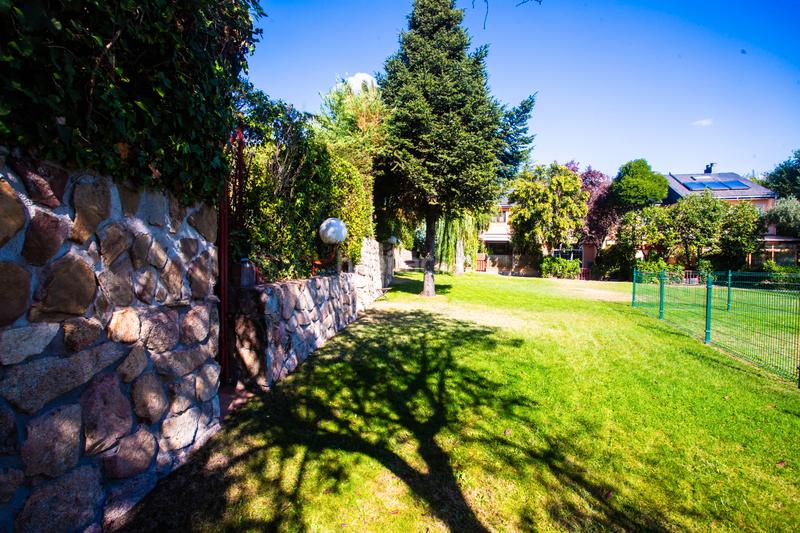 Foto 1e2e765f-d21f-4832-be64-f1b29f044bec. Casa adossada amb calefacció piscina a La Navata Galapagar