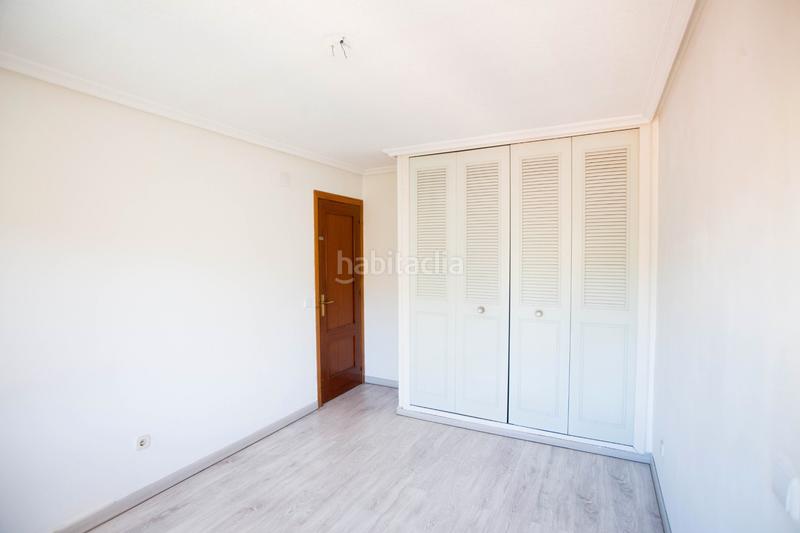 Foto 5024f7a0-c1a0-4ae8-a5e1-f501836e5b0f. Casa adossada amb calefacció piscina a La Navata Galapagar