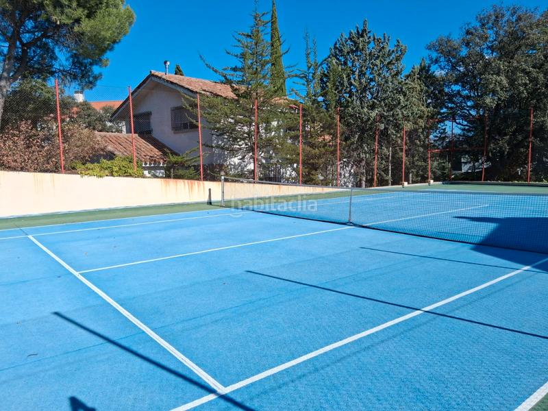 Foto 527e48a6-d7f9-4b5b-8c0c-25a73ab89d81. Casa adossada amb calefacció piscina a La Navata Galapagar