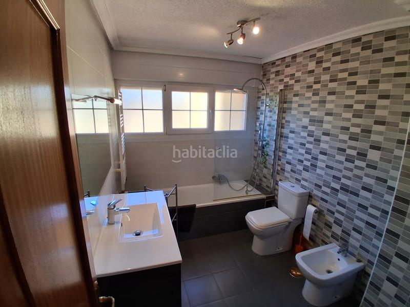 Foto 853e9451-8e83-4578-81ae-5ab03b2cc2b5. Casa adossada amb calefacció piscina a La Navata Galapagar