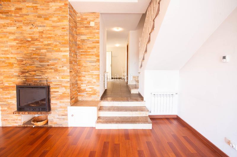 Foto 8f4fbcda-9ee7-4c56-98c8-c6d920486925. Casa adossada amb calefacció piscina a La Navata Galapagar