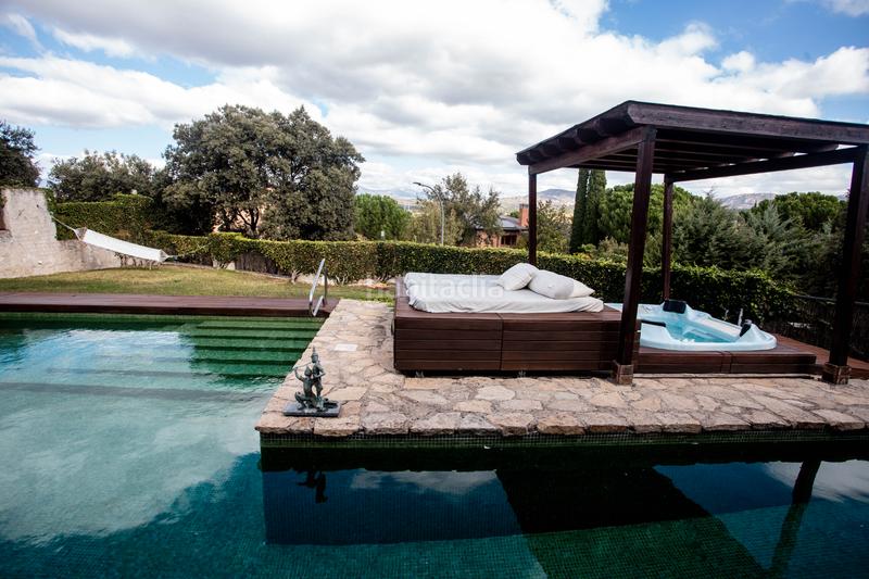 Foto 5ae7707a-e672-4ac5-a267-ed94a291a0c7. Chalet avec cheminée chauffage parking piscine dans Galapagar