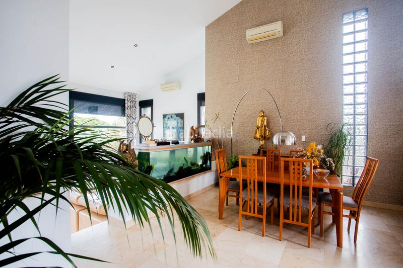 Foto a7db8354-2ef4-41b1-9f64-55ce9ebc3f5a. Chalet avec cheminée chauffage parking piscine dans Galapagar